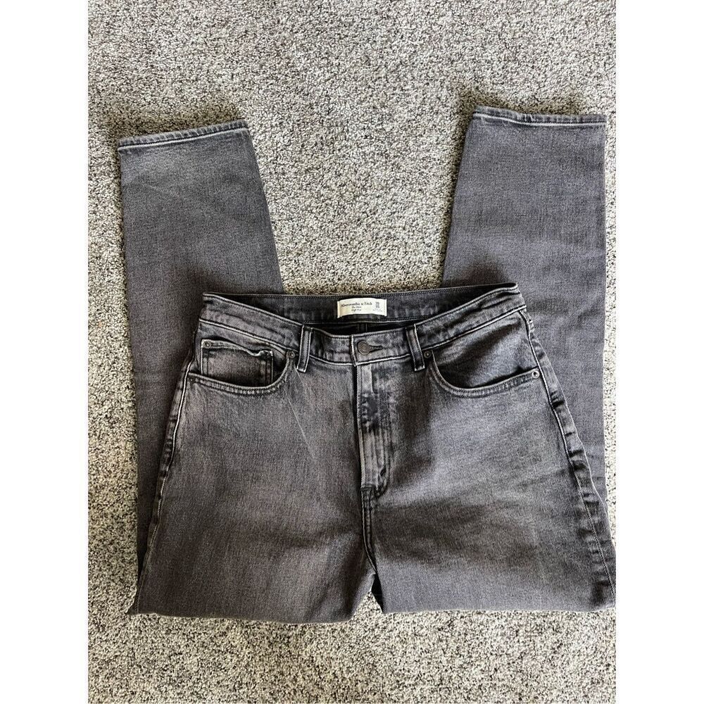 ❤️Abercrombie & Finch Mom High Rise Jeans Sz10L
